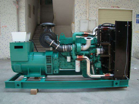 额济纳1100kw康明斯柴油发电机组图片 额济纳1100kw康明斯柴油发电机组图片